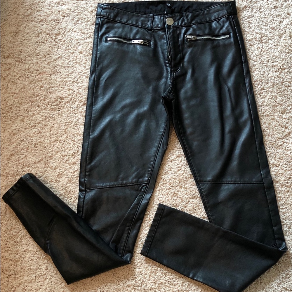 Divided H & M Faux Black Leather Pants Size US 4